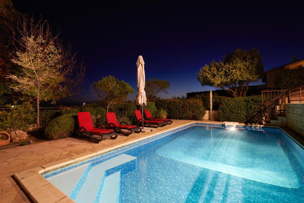 3 Bedroom Villa Madelini With Private Pool, Aphrodite Hills Resort Kouklia Exterior foto