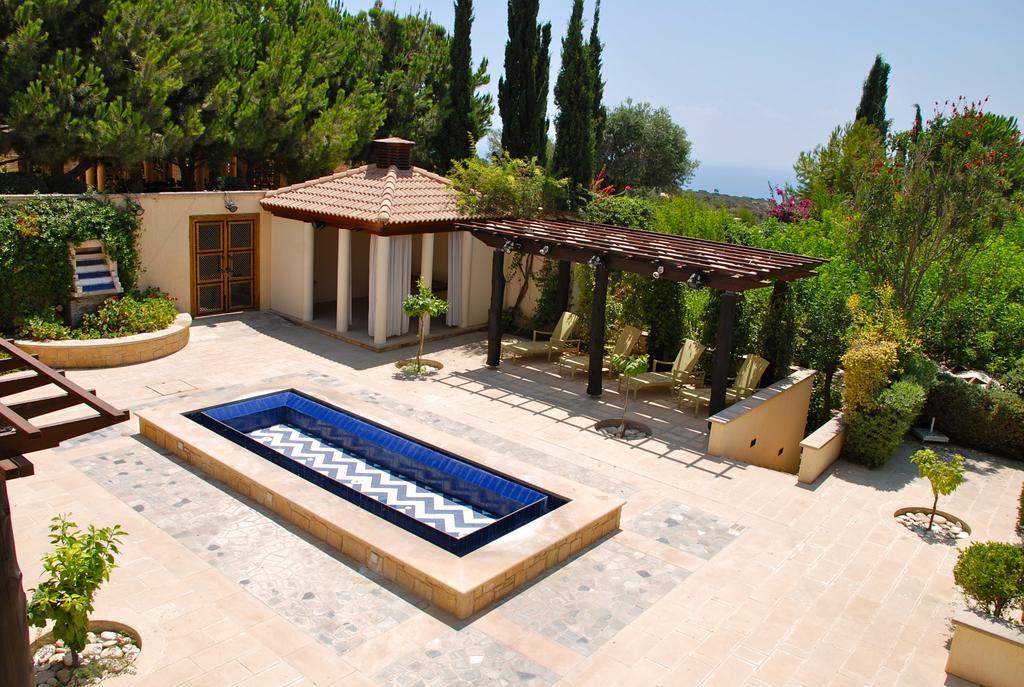 3 Bedroom Villa Madelini With Private Pool, Aphrodite Hills Resort Kouklia Exterior foto